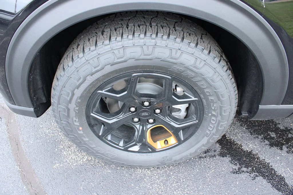 New 2026 Agate Black Metallic Ford Tremor® image 5