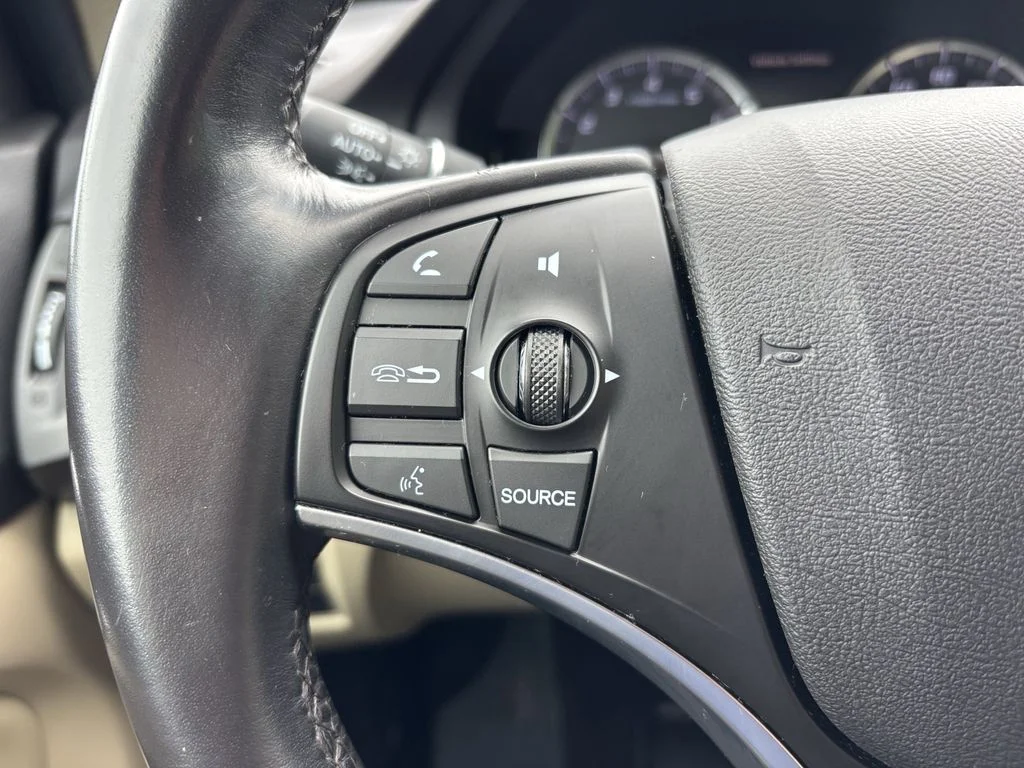 Used 2019 White Acura 3.5L image 32