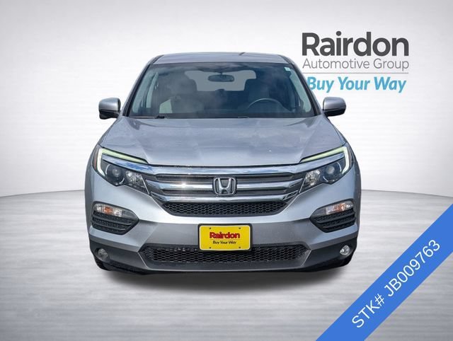 Used 2018 Lunar Silver Metallic Honda EX image 2