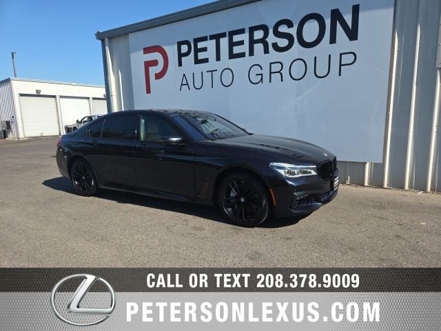 Used 2018 Black BMW 750i image 2