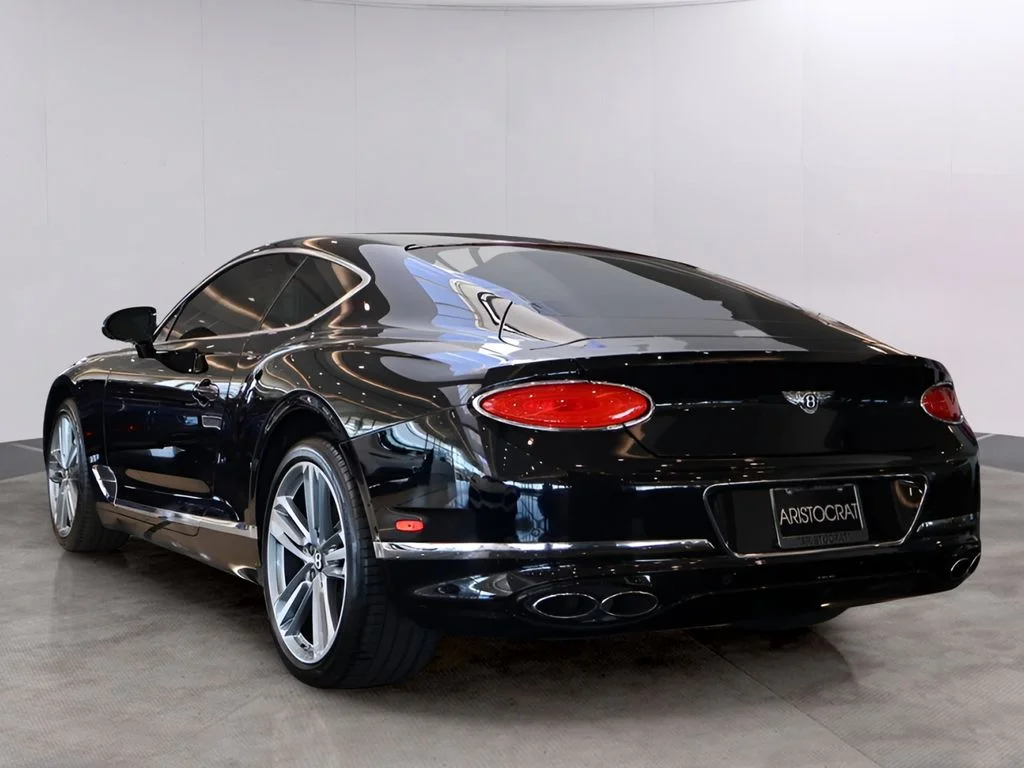 Used 2024 Onyx Metallic Bentley V8 image 5