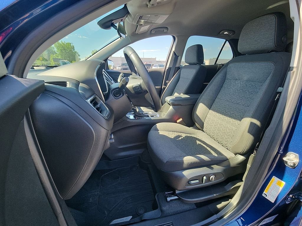 Used 2022 Blue Chevrolet LT image 11