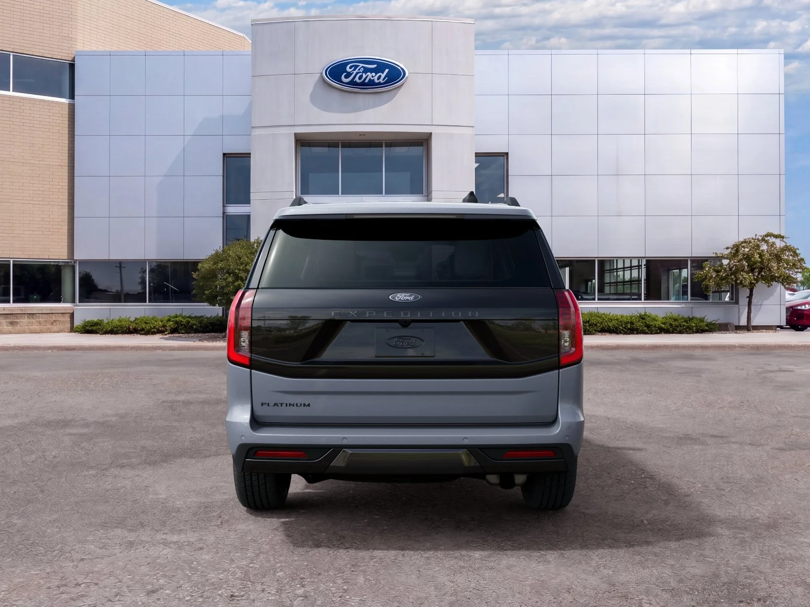 New 2027 Gray Metallic Ford Platinum image 30
