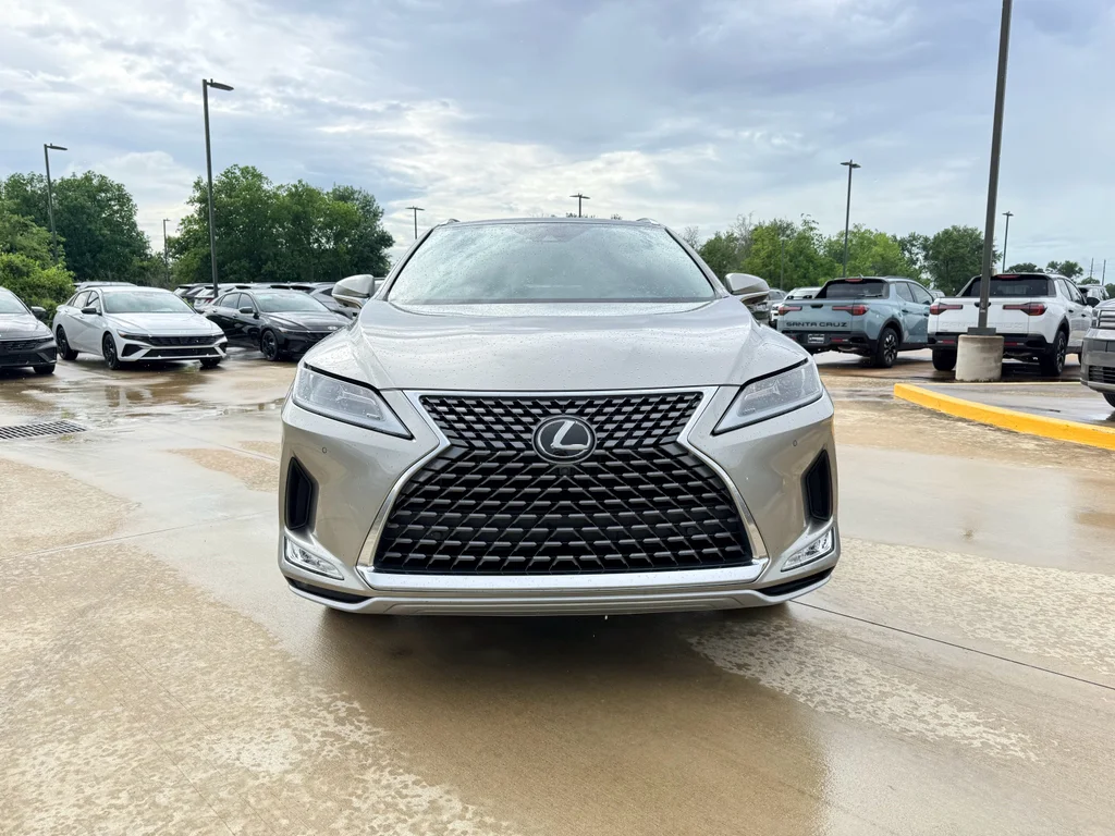 Used 2022 Atomic Silver Lexus  image 2