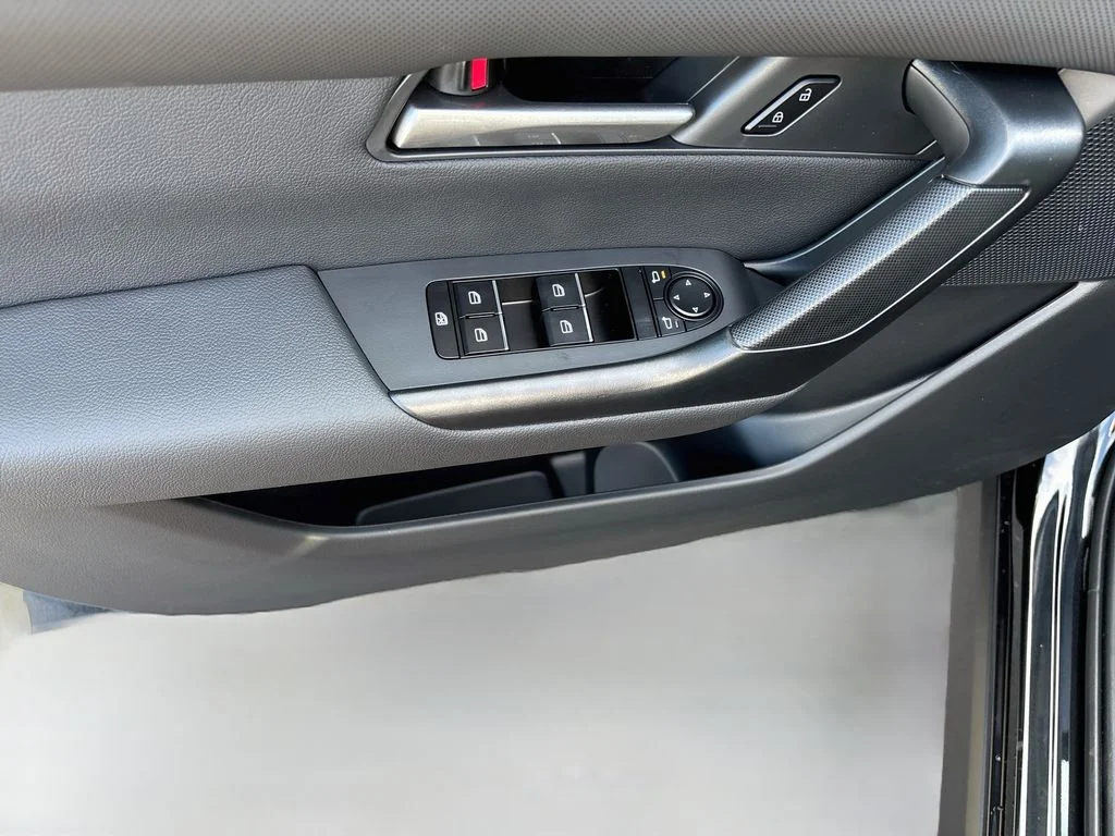 New 2026 Jet Black Mica Mazda 2.5 S Preferred AWD image 18