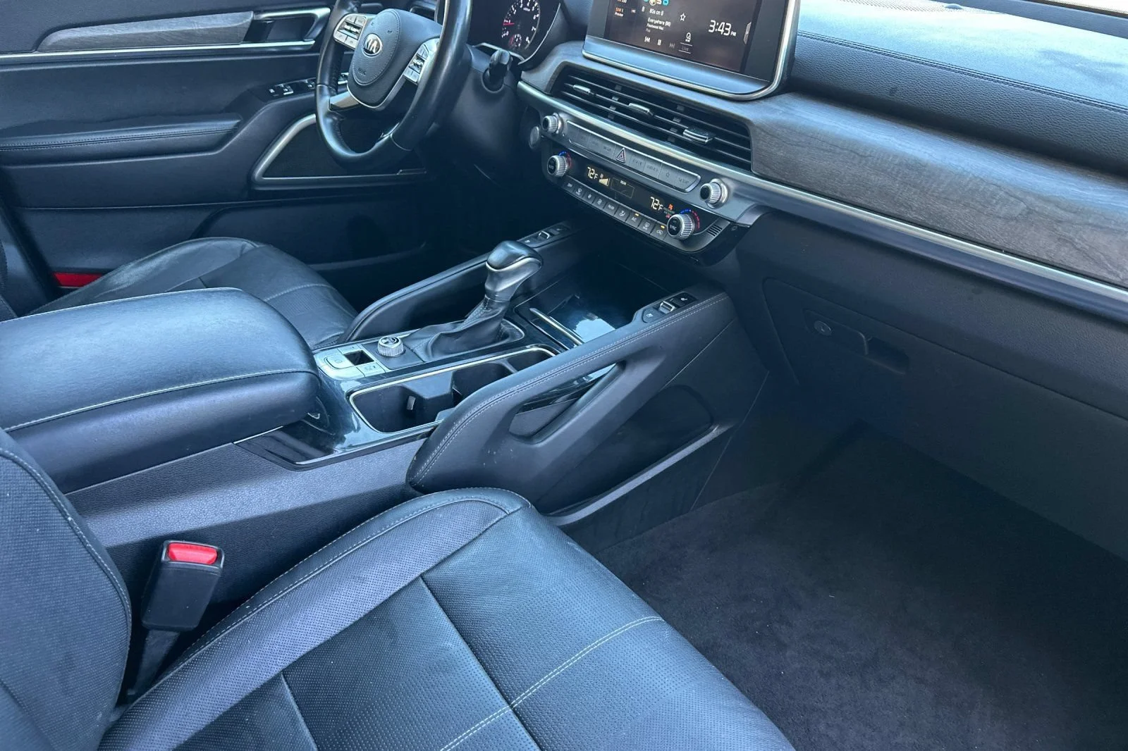 Used 2021  Kia EX image 17