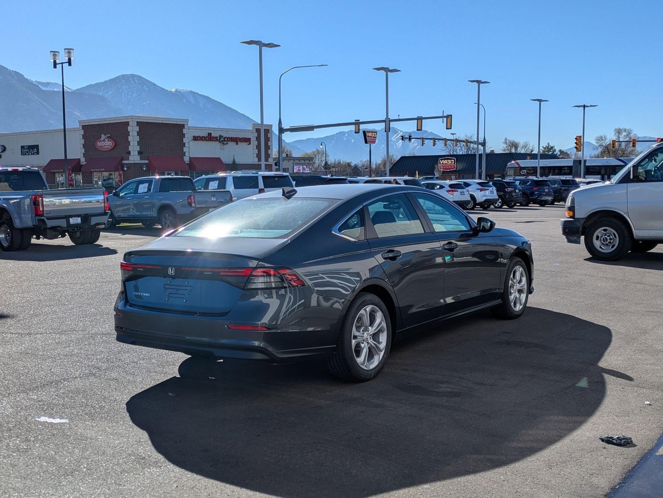 New 2026 Meteorite Gray Metallic Honda LX image 3