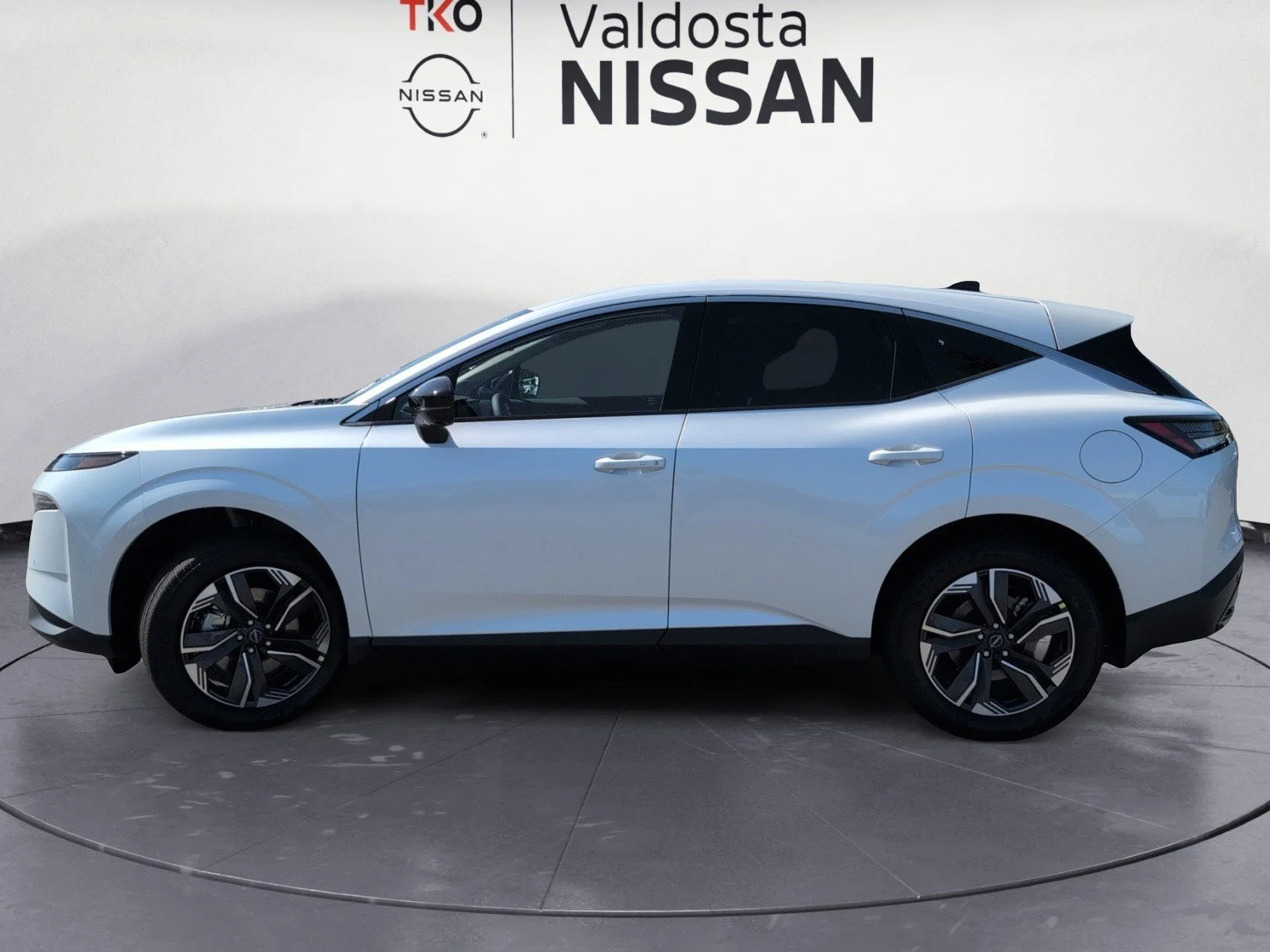 New 2026 Everest White Pearl Tricoat Nissan SL image 10