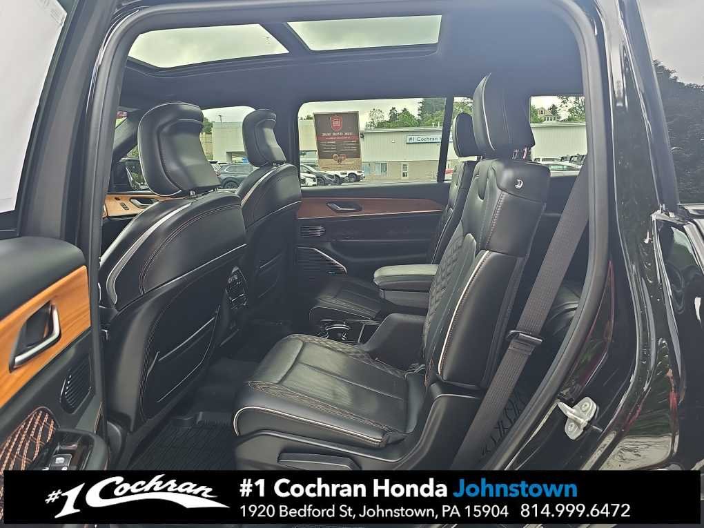 Used 2023 Diamond Black Crystal Pearlcoat Jeep Summit Reserve image 35