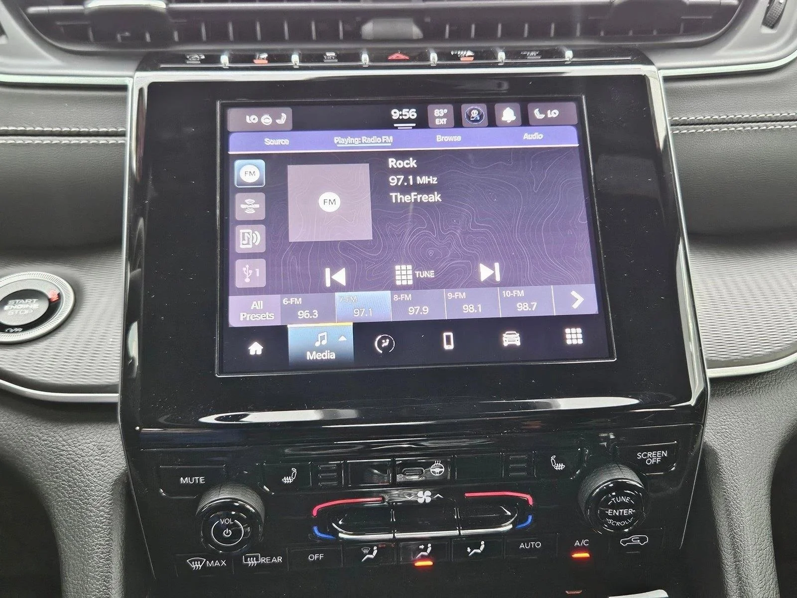 Used 2025 Silver Zynith Jeep Altitude X image 11
