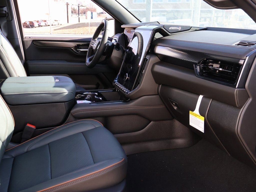 New 2026 Onyx Black GMC AT4 image 7