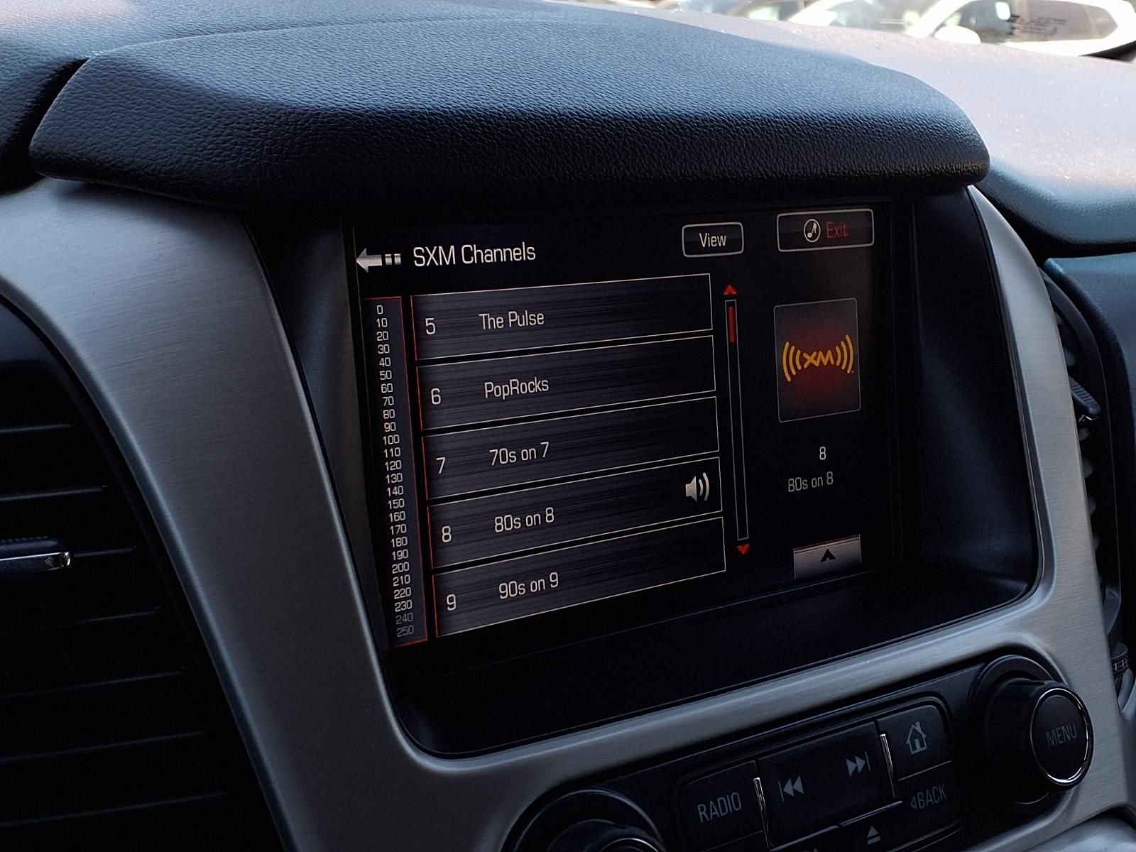 Used 2016 Silver GMC SLT image 8
