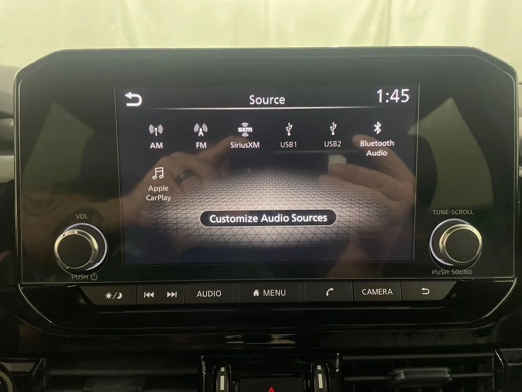 Used 2024 Pearl White Tricoat/Super Black Nissan Rock Creek image 17