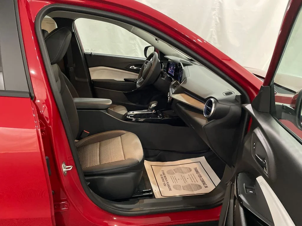 2026 Chevrolet Trax LT - Photo 23