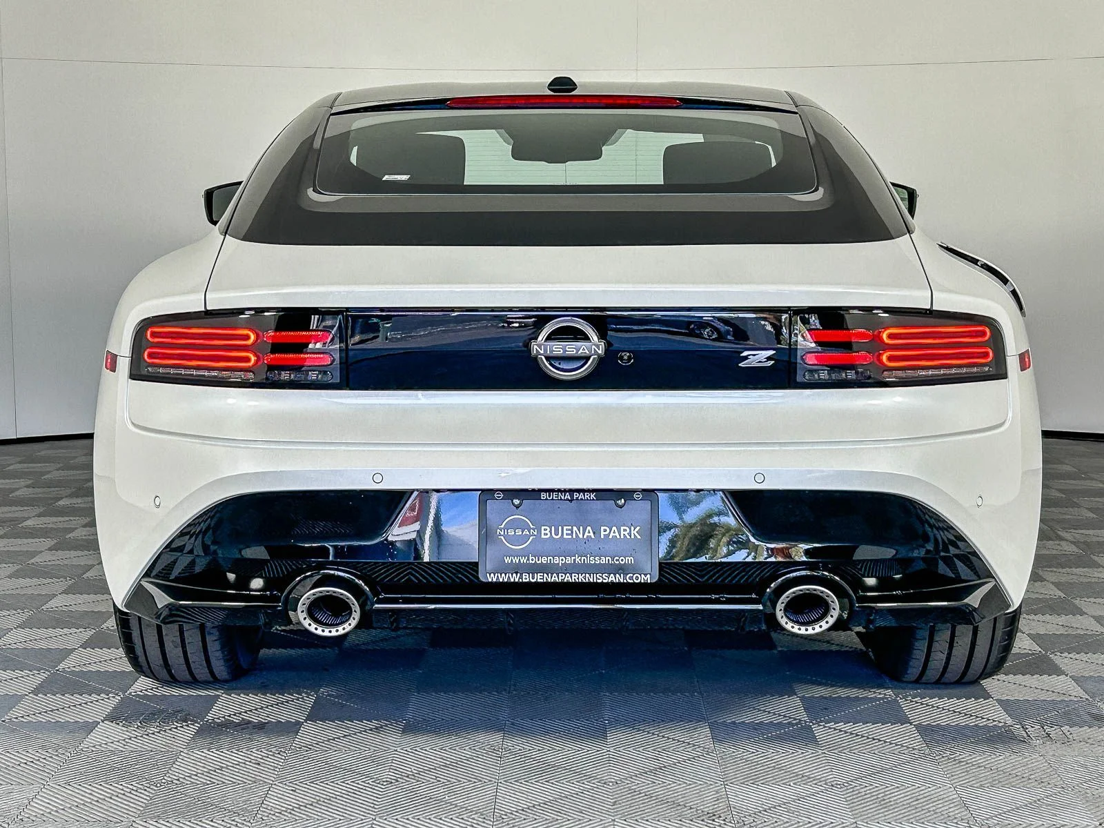 New 2026 White Nissan Sport image 7