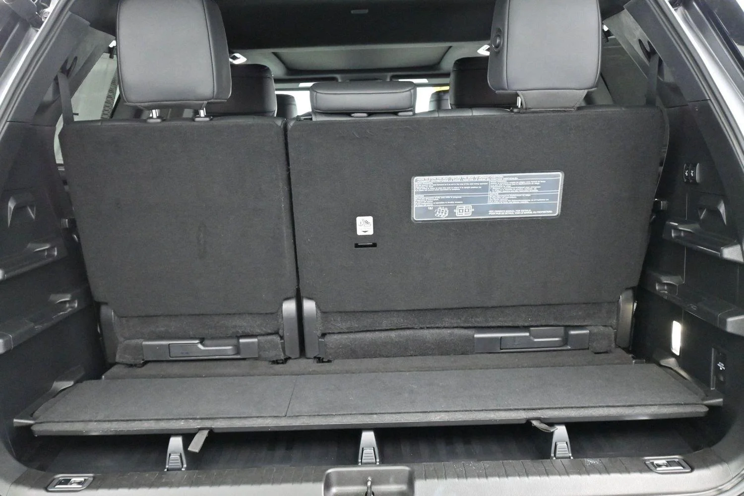 Used 2023 Magnetic Gray Metallic Toyota Platinum image 10