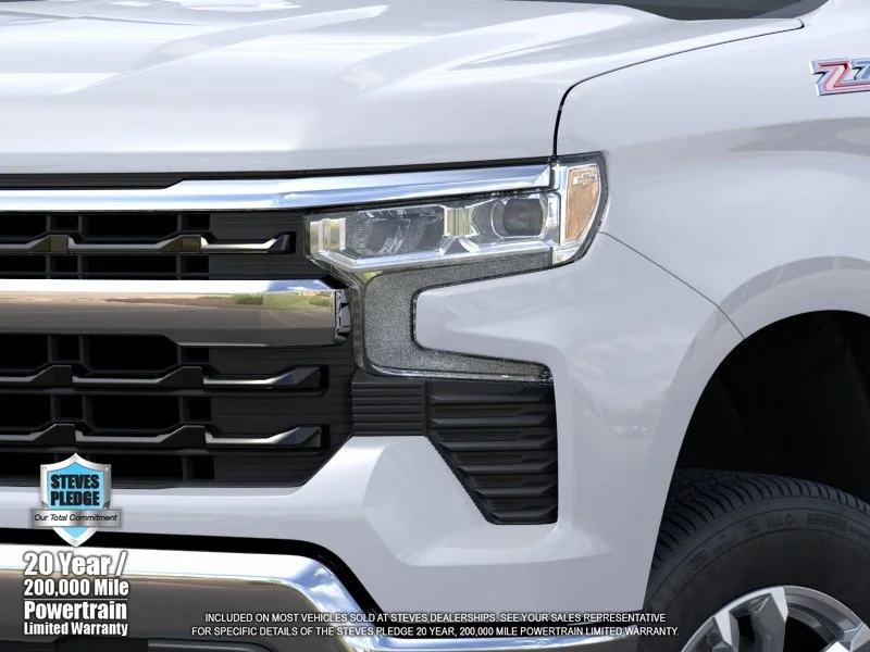 New 2026 Summit White Chevrolet LT image 10
