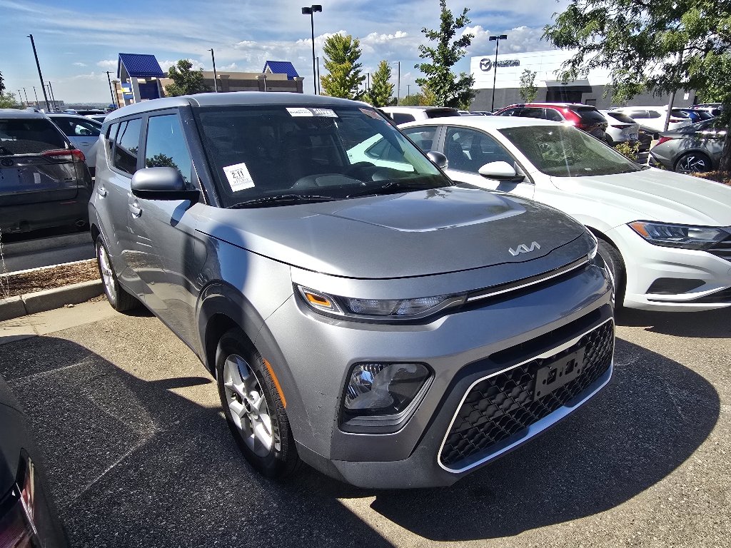 Used 2022 Steel Gray Kia LX image 8