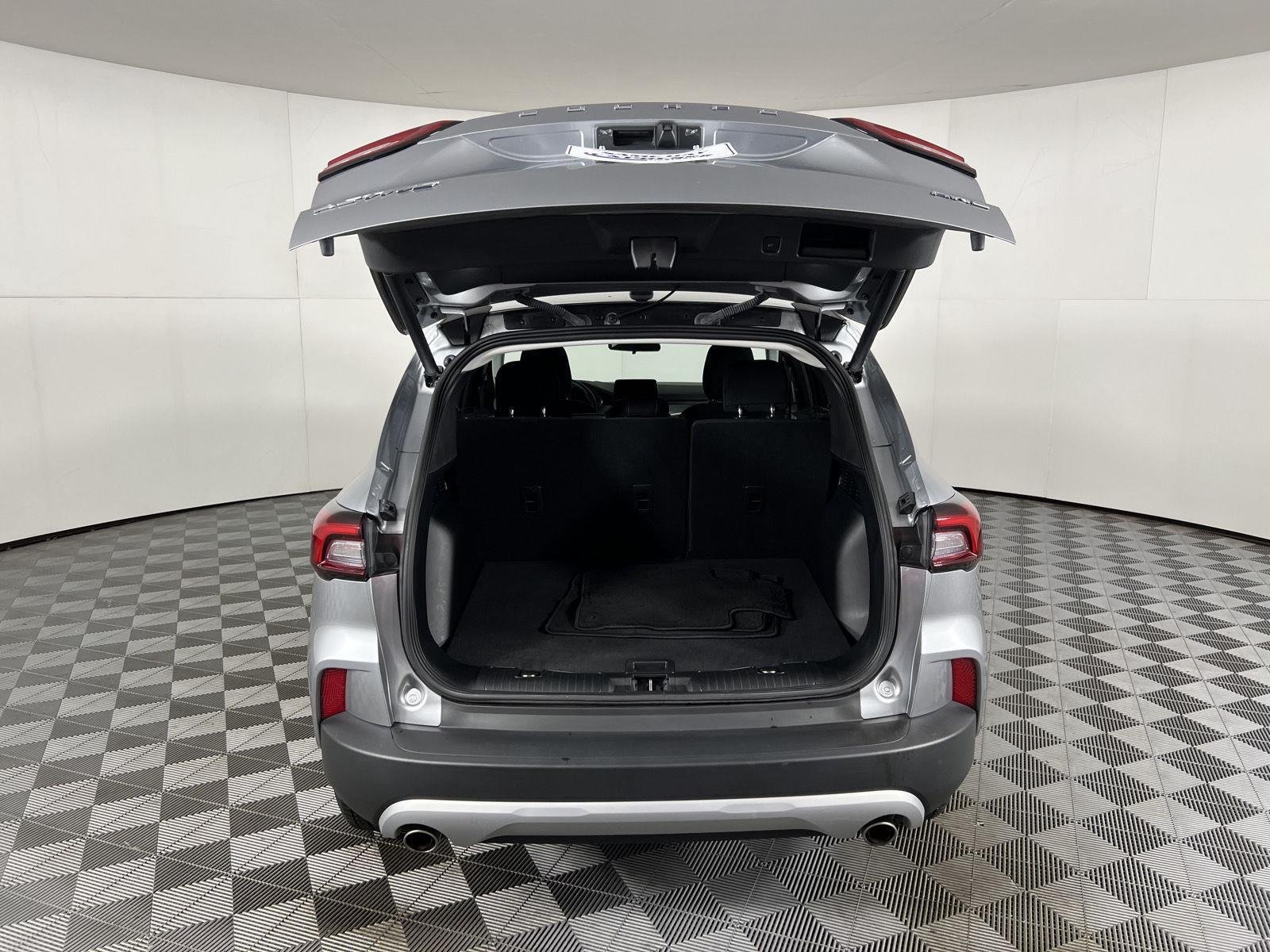 Used 2023 Iconic Silver Ford Active image 26