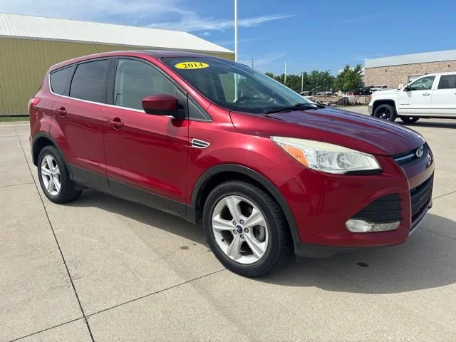 Used 2014 Red Ford SE image 34