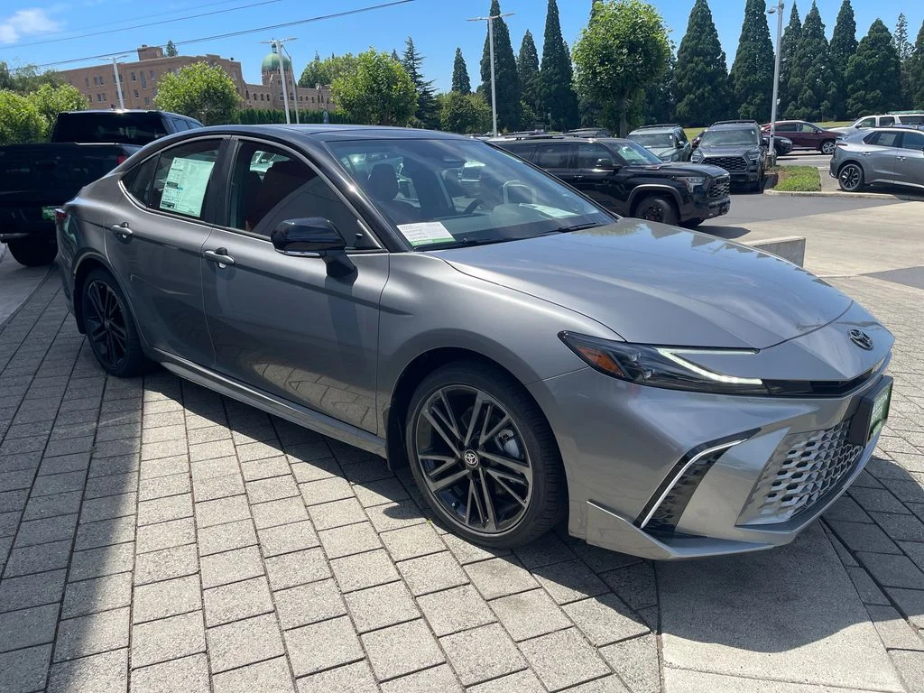 New 2026 Heavy Metal with Midnight Black Metallic roof Toyota XSE image 7