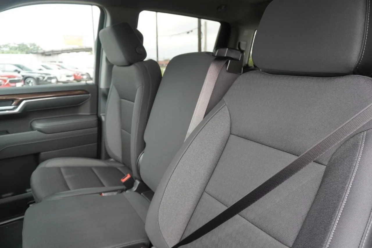 2026 Chevrolet Silverado 1500 LT - Photo 22