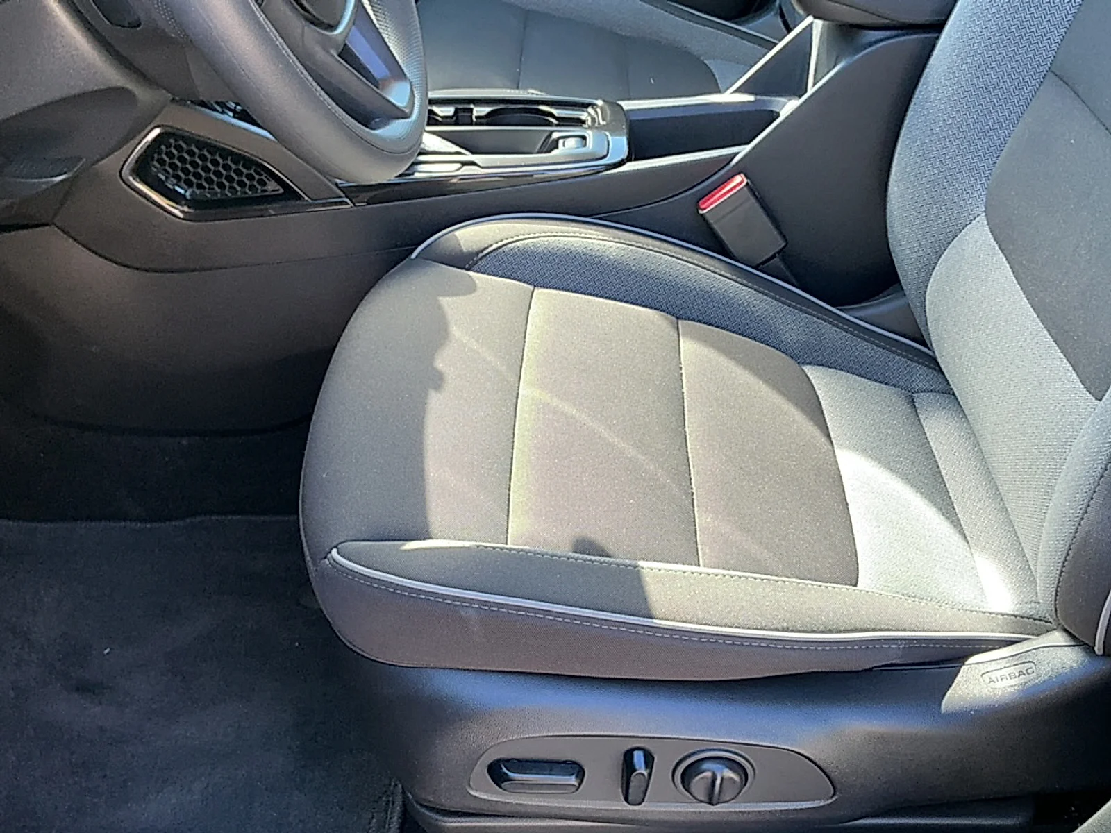 Used 2023 Blue Glow Metallic Chevrolet FWD LT image 16