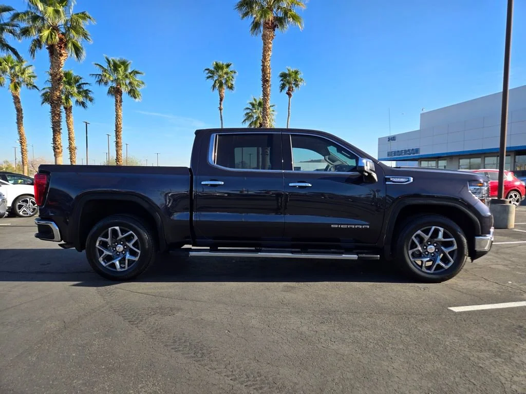 Used 2023 Titanium Rush Metallic GMC SLT image 7
