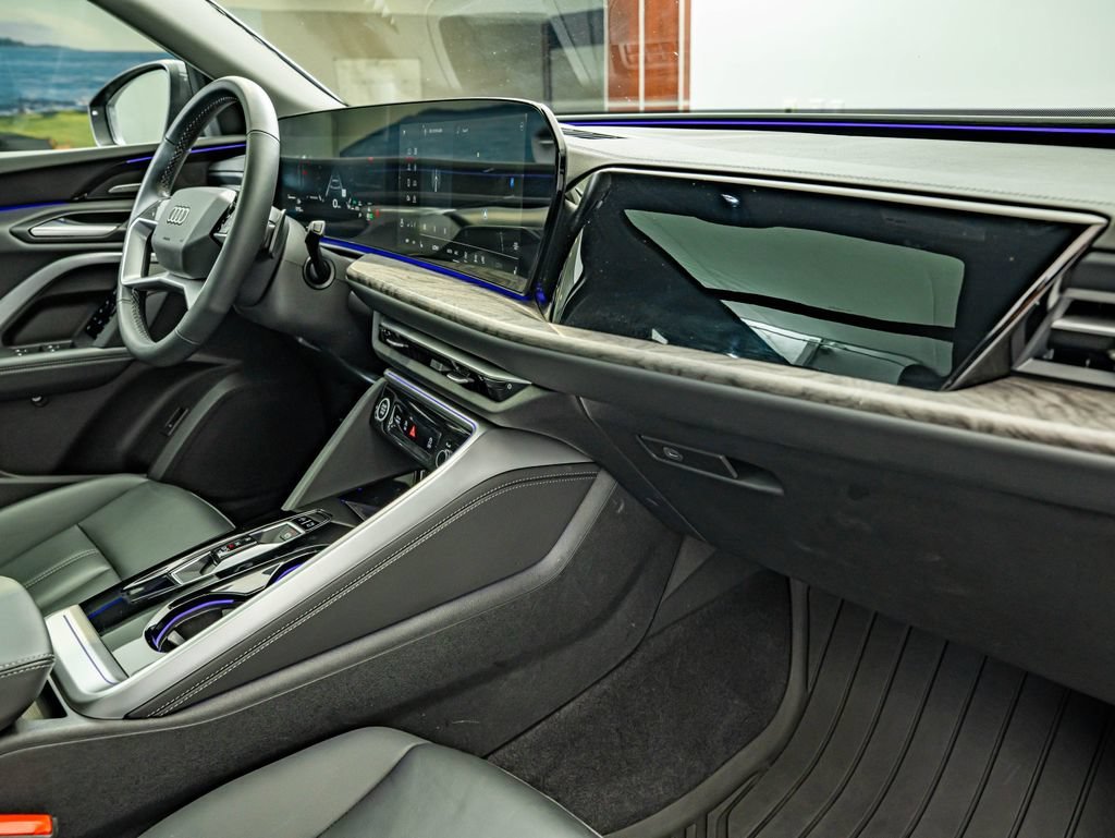 Used 2025 Manhattan Gray Metallic Audi 2.0T Premium Plus image 34