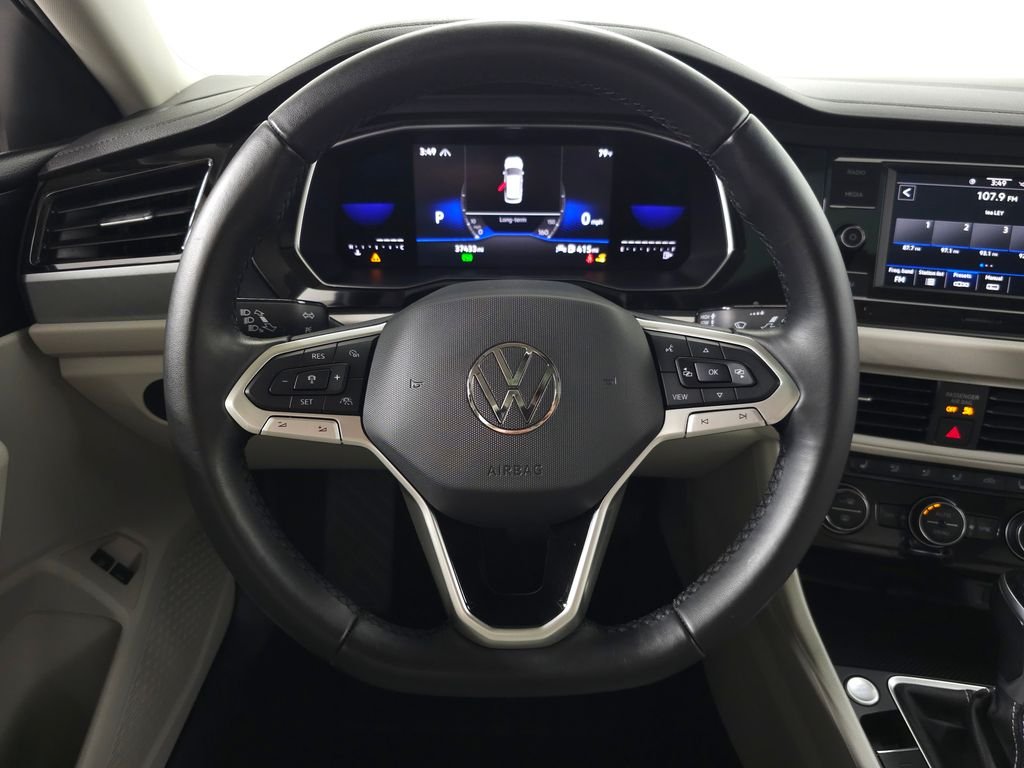 Used 2023 Deep Black Pearl Volkswagen 1.5T SE image 19