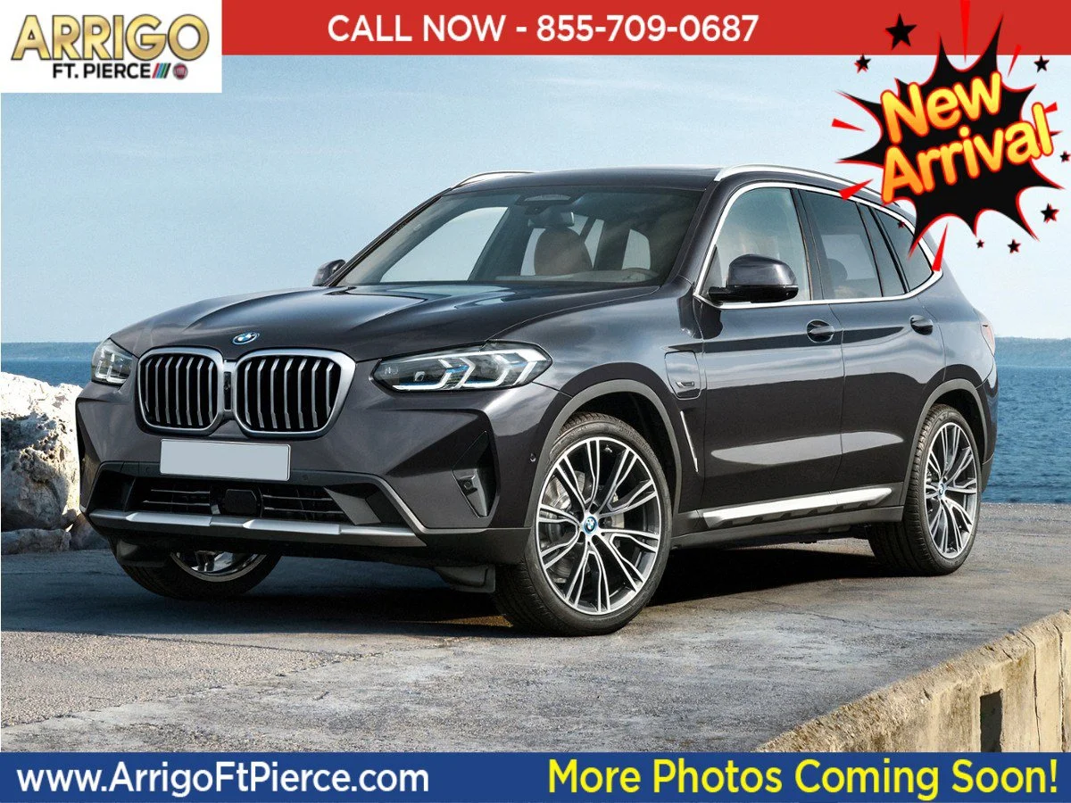2023 BMW X3 sDrive30i's photo