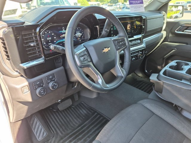 Used 2024 Summit White Chevrolet LT (2FL) image 12