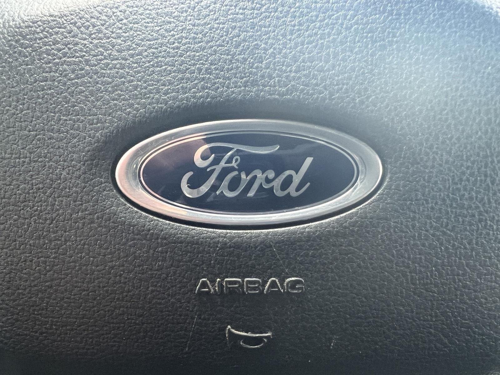 Used 2022 Agate Black Ford LARIAT image 30