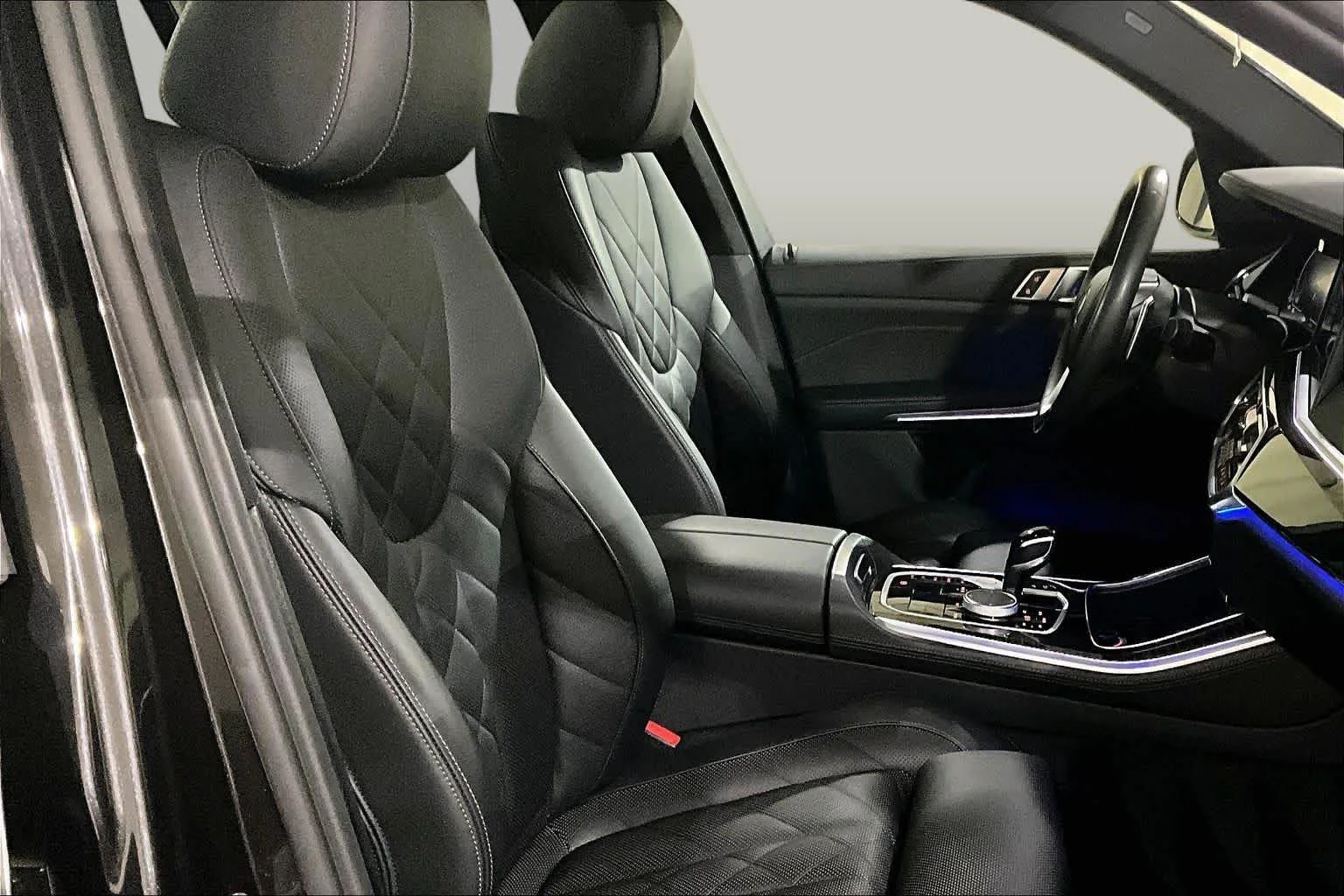 Used 2023 Dark Graphite Metallic BMW xDrive40i image 7