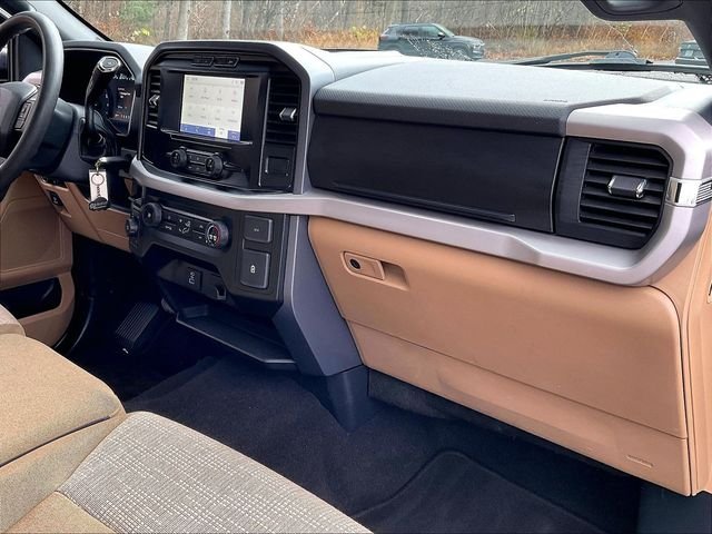 Used 2023 Black Ford XLT image 14