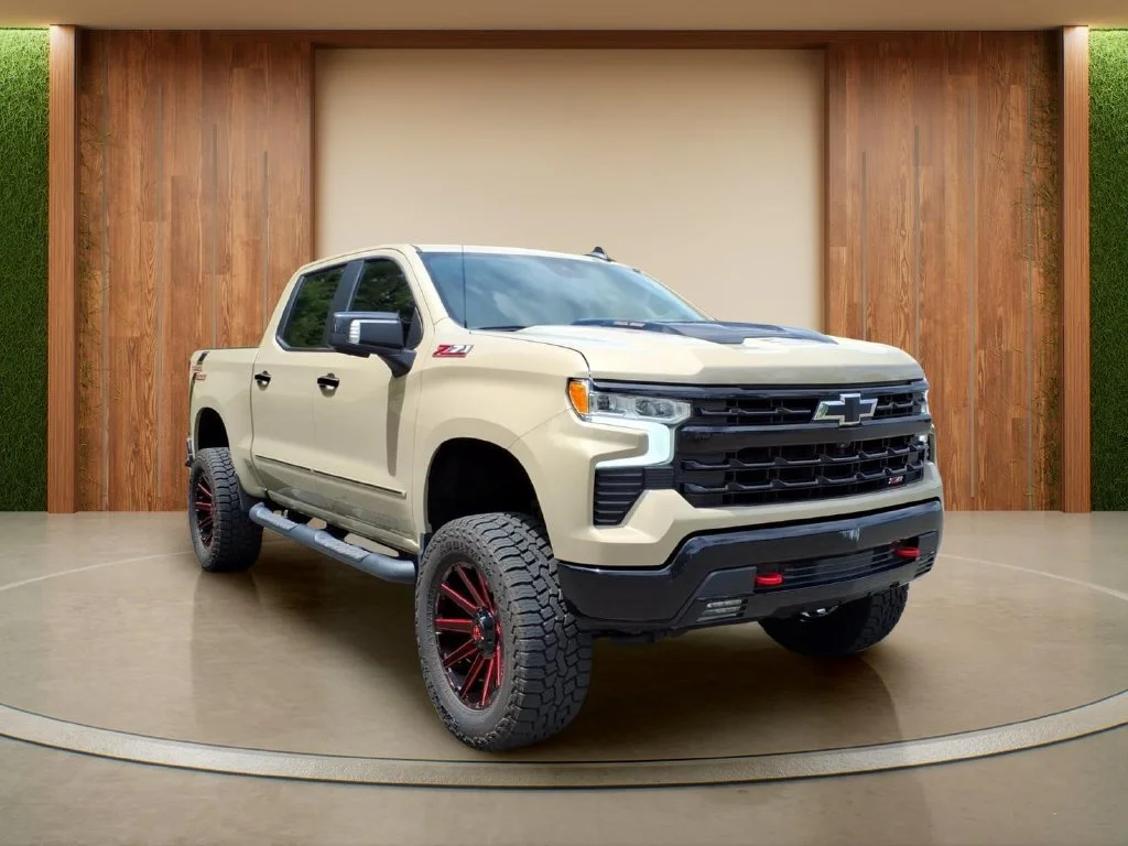 Used 2022 SAND DUNE METALLIC Chevrolet LT Trail Boss image 1