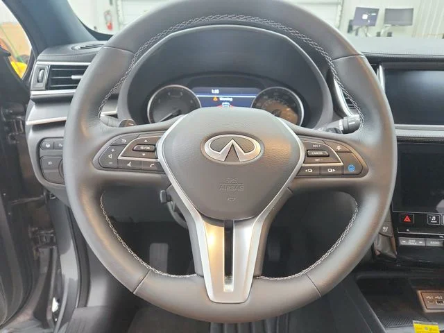 Used 2025 Gray INFINITI ESSENTIAL image 23