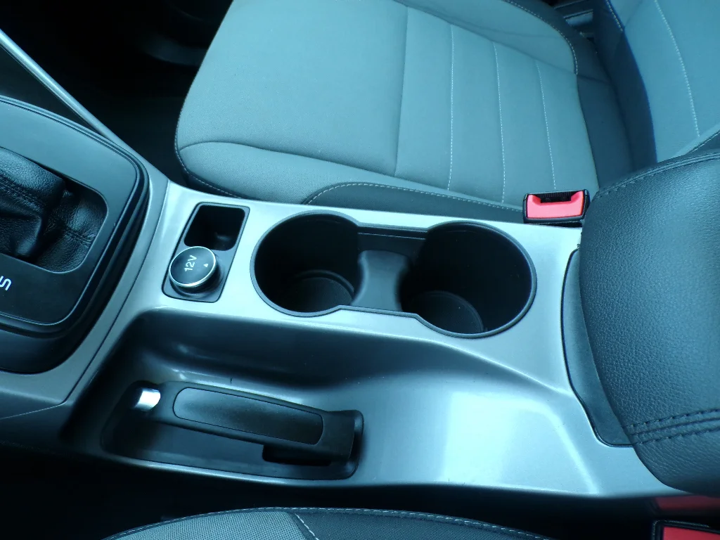 Used 2016 Sunset Ford SE image 24