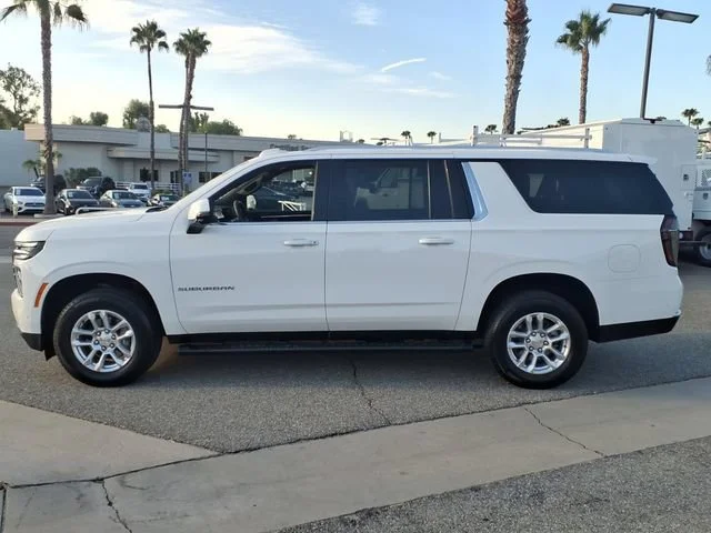 Used 2026 Summit White Chevrolet LT image 10
