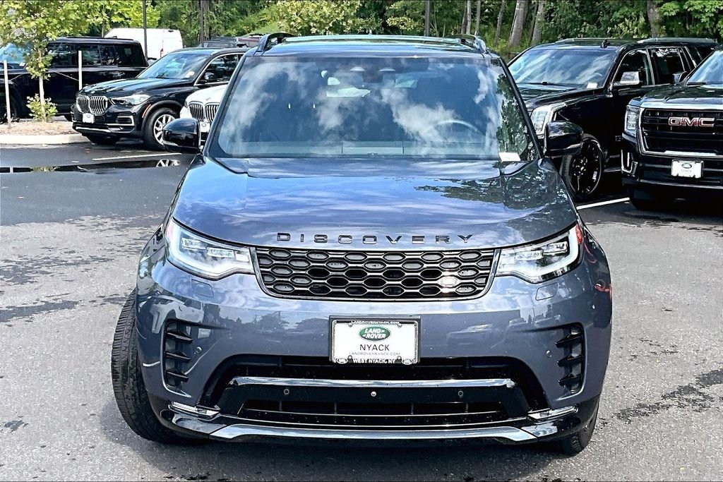 Used 2025 Blue Land Rover Dynamic SE image 3