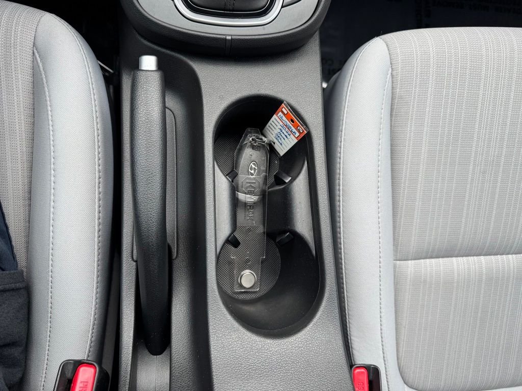 Certified Used 2022 Ultra Black Hyundai SEL image 17