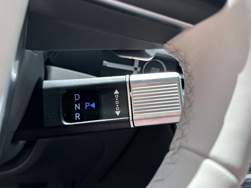 New 2026 Ecotronic Gray Hyundai SE FWD image 19