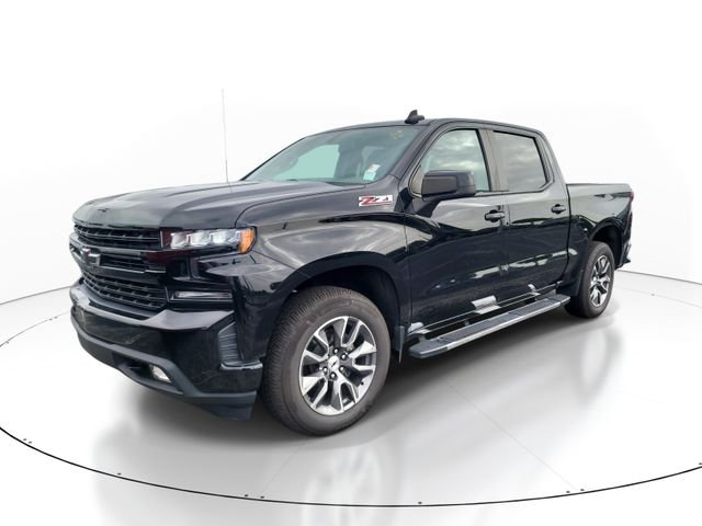 Used 2019 Black Chevrolet RST image 2