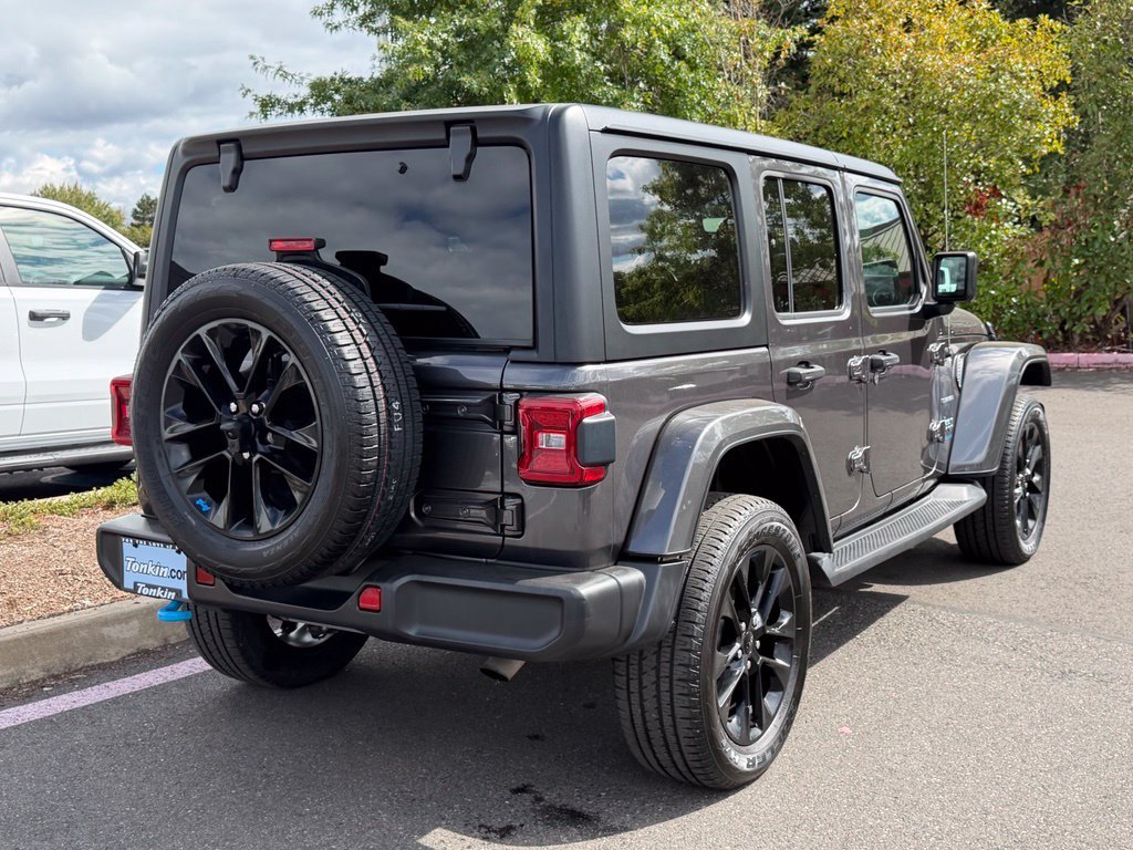 Used 2023 Granite Crystal Metallic Clearcoat Jeep Sahara 4xe image 7