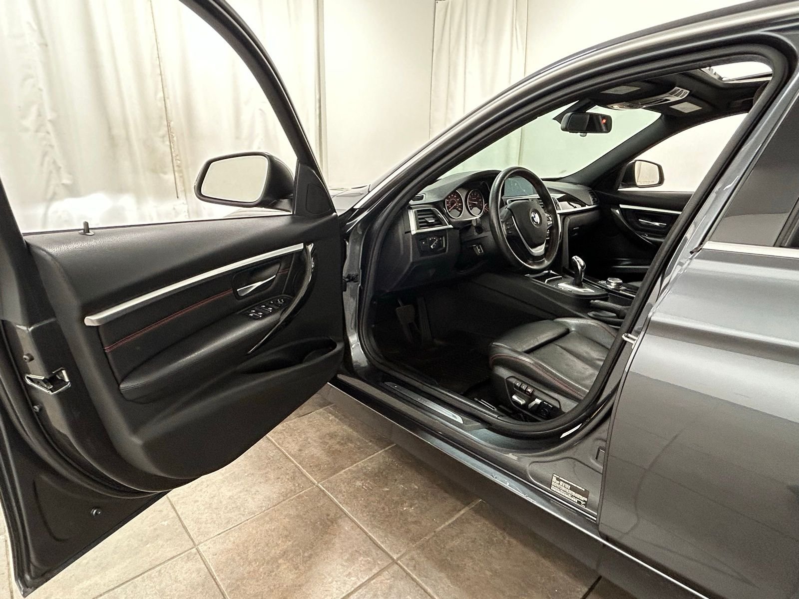 Used 2017 Mineral Gray Metallic BMW 330i xDrive image 25