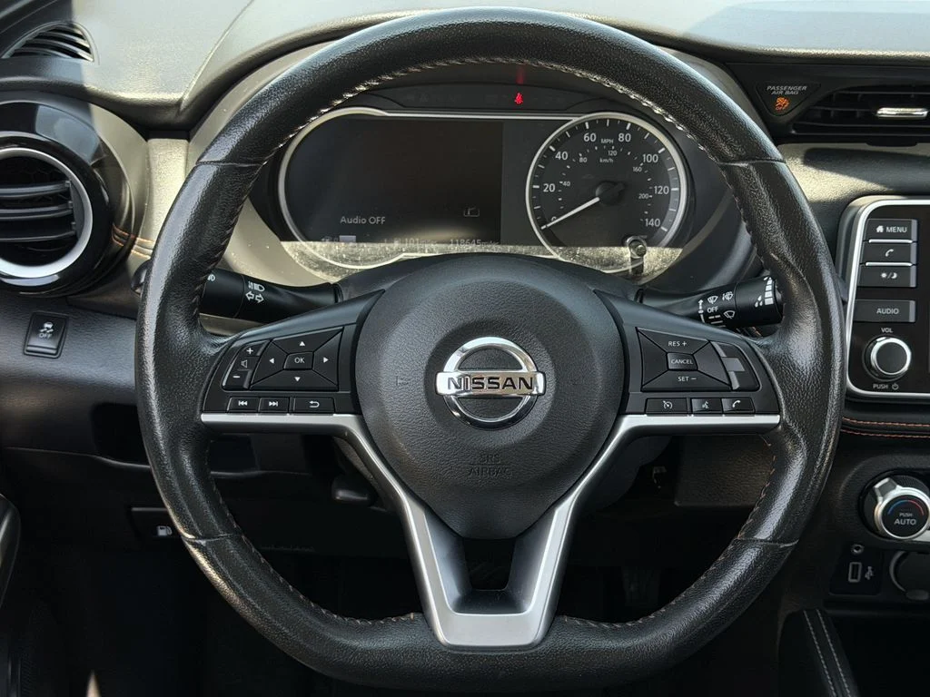Used 2019 Gray Nissan SR image 13