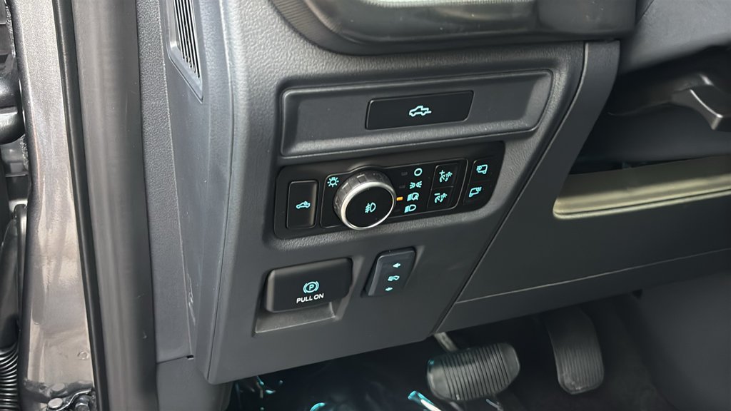 New 2026 Carbonized Gray Metallic Ford Lariat image 11