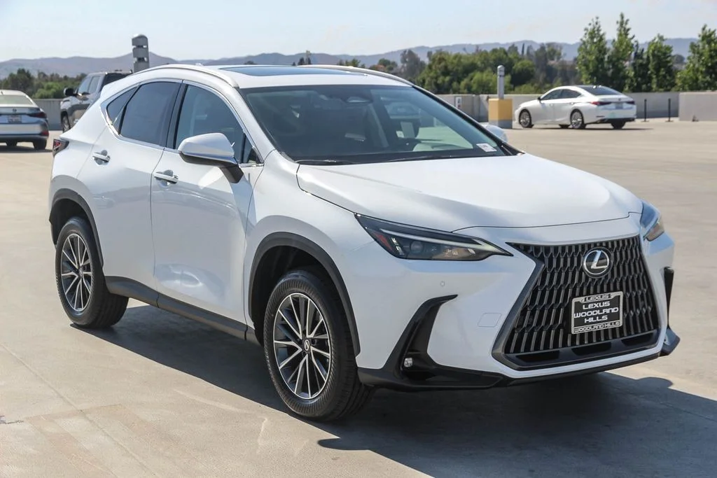New 2026 Ultra White Lexus  350 AWD image 3