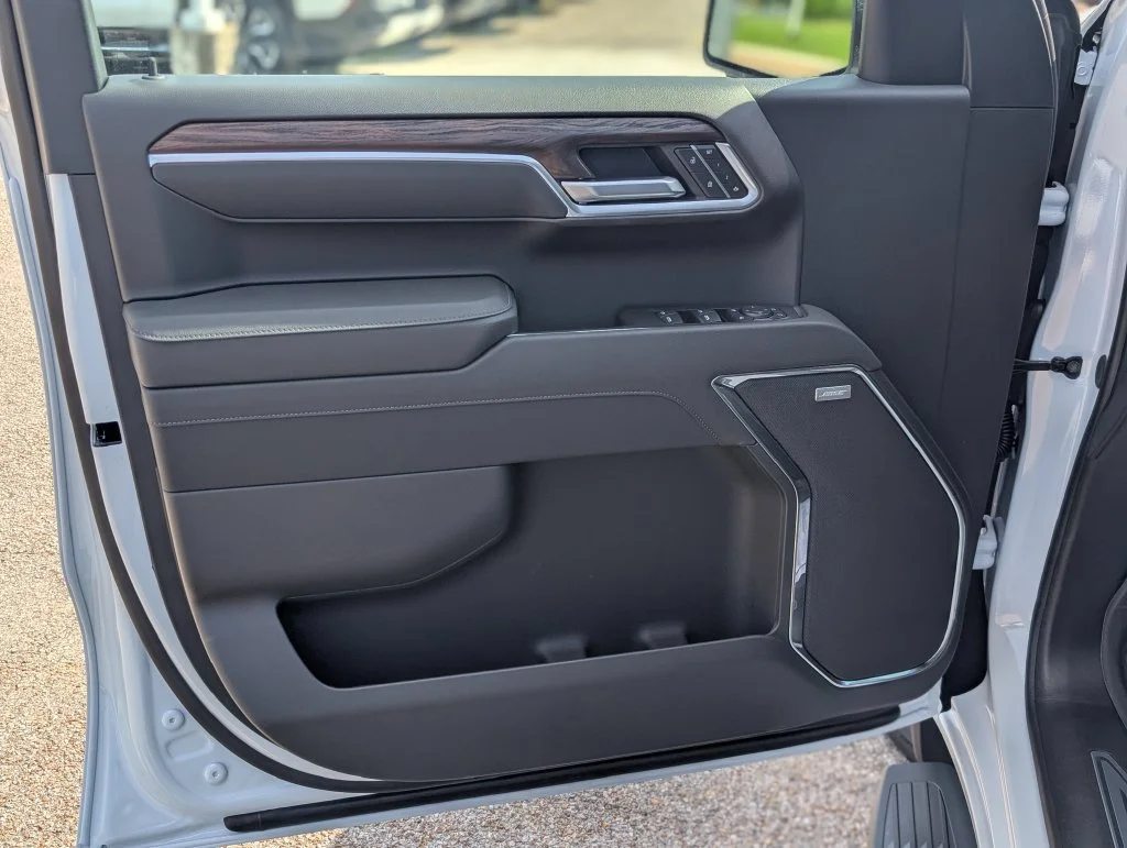 2026 GMC Sierra 1500 SLT - Photo 20