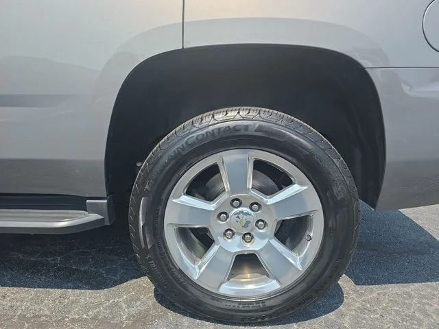 Used 2018 Gray Chevrolet LT image 34